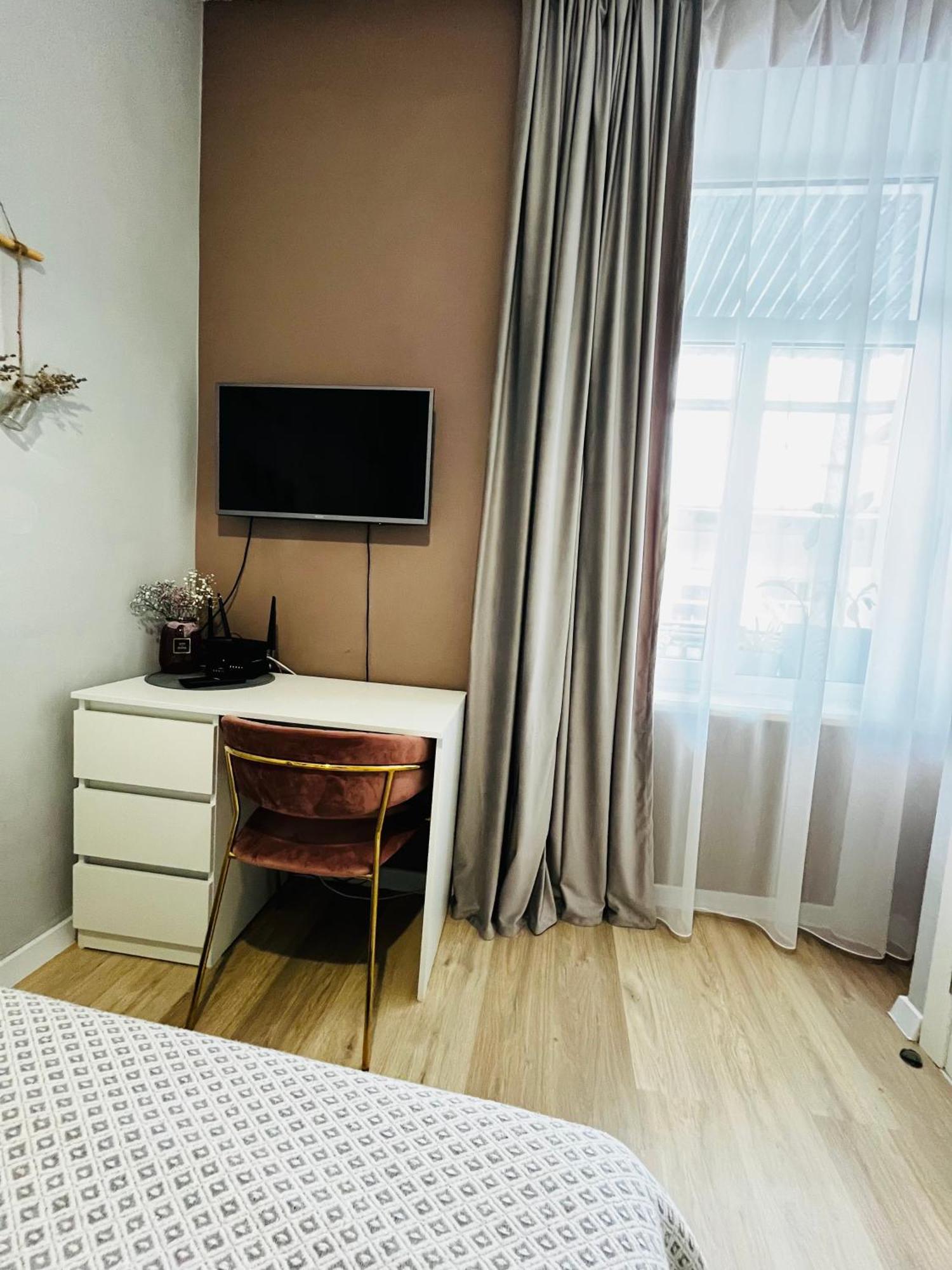 Iren Smart Apartment Лвив Екстериор снимка