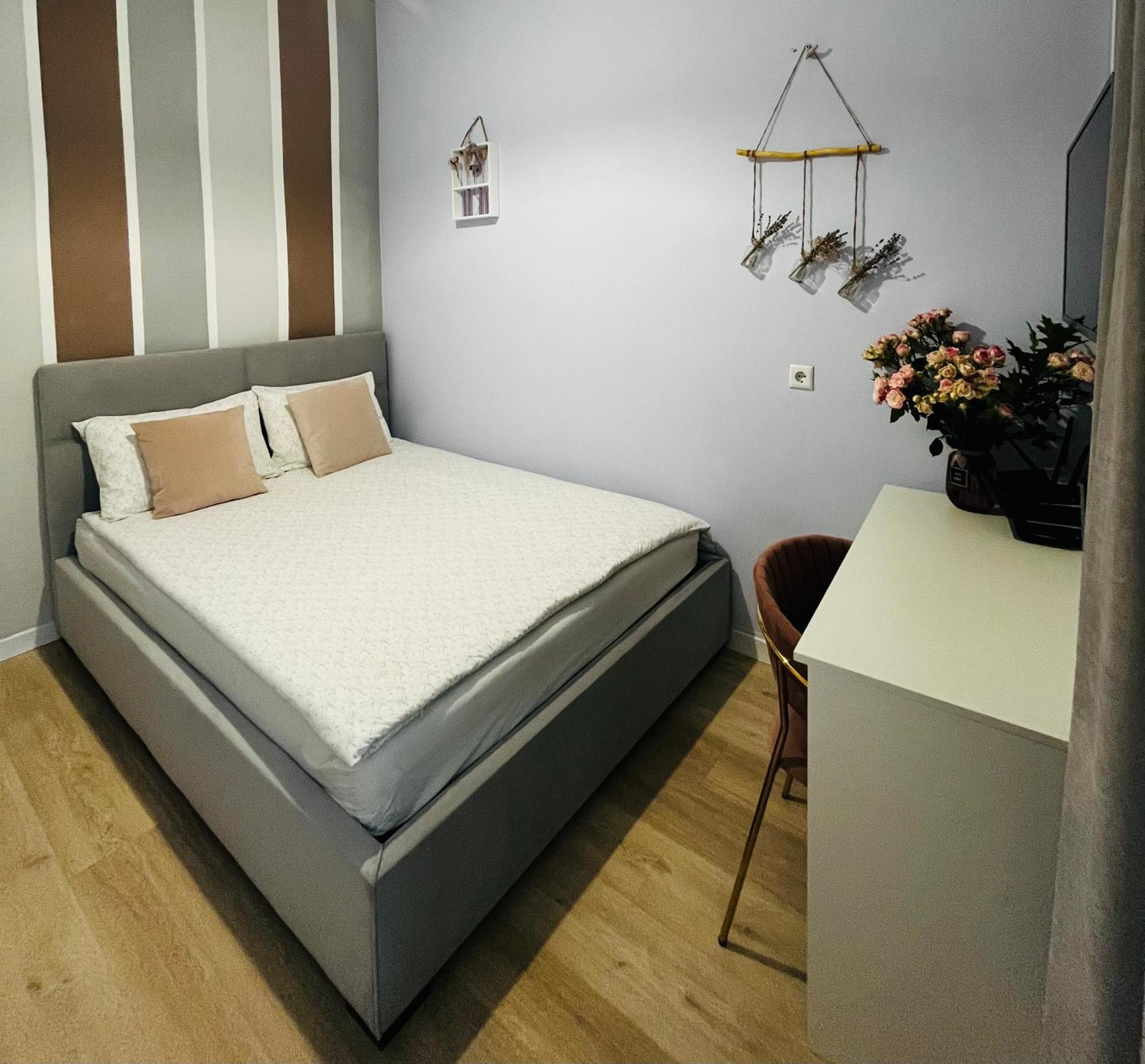 Iren Smart Apartment Лвив Екстериор снимка